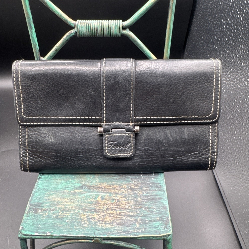 Vintage Fossil Woman's Black Leather Wallet With Checkbook Holder